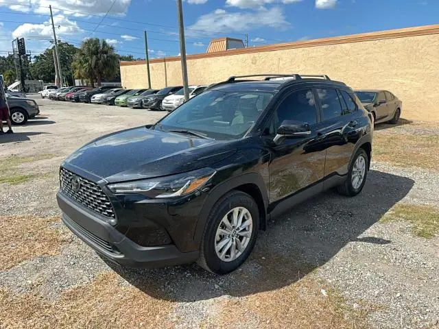 2023 TOYOTA COROLLA CROSS LE  