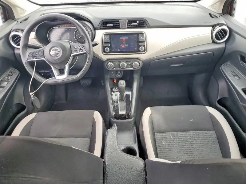 2022 NISSAN VERSA SV  