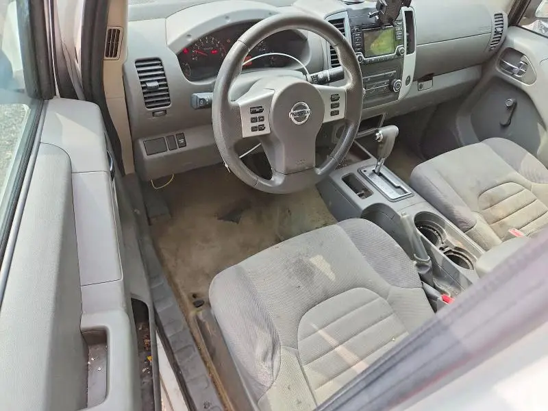 2017 NISSAN FRONTIER S  