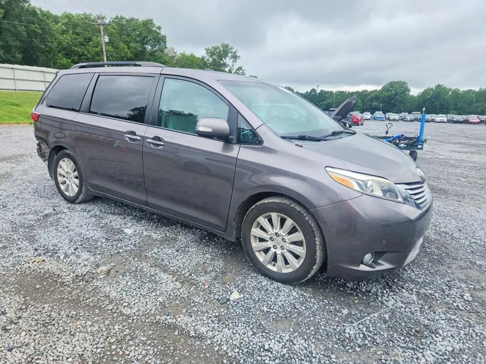 2016 TOYOTA SIENNA LIMITED 7-PASSENGER  