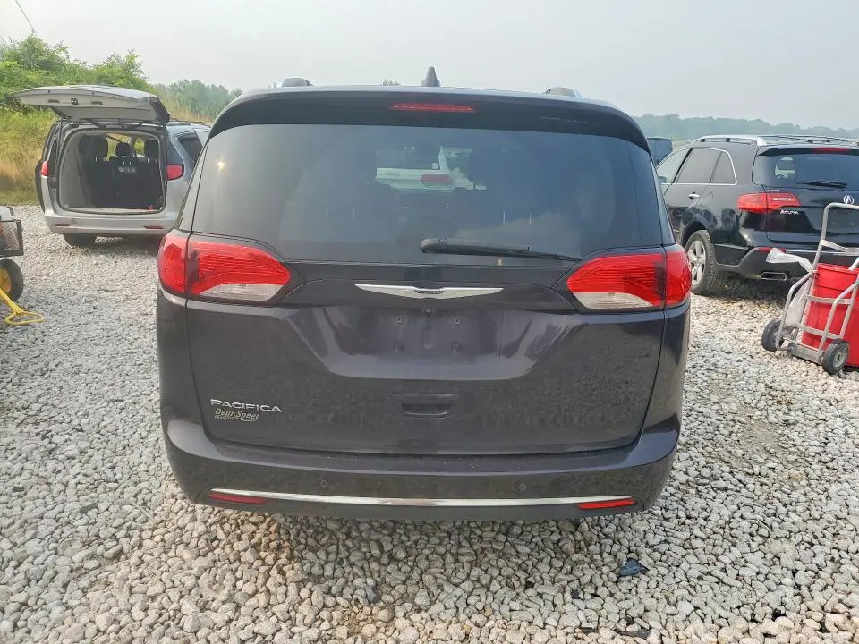 2017 CHRYSLER PACIFICA TOURING L PLUS  