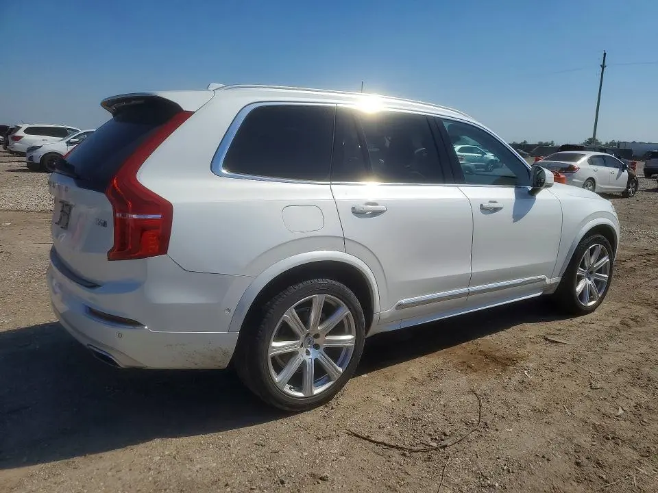 2018 VOLVO XC90 T6  