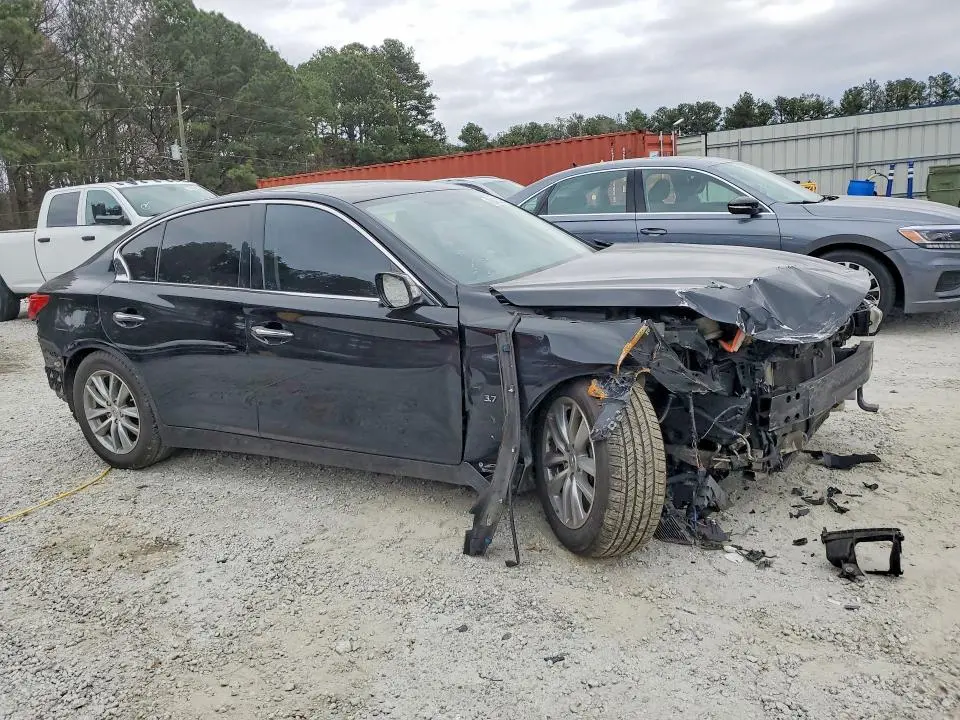 2015 INFINITI Q50 BASE  