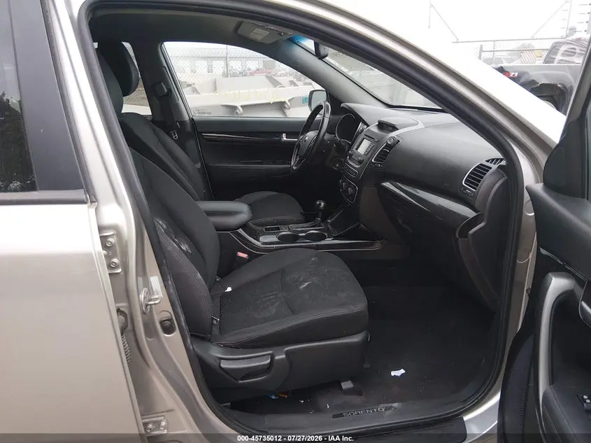 2014 KIA SORENTO LX V6
