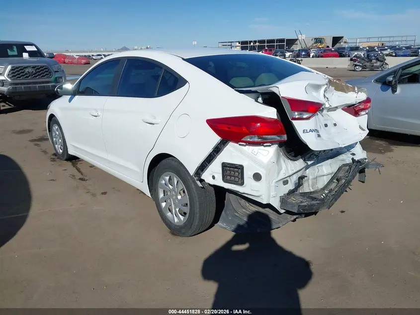 2018 HYUNDAI ELANTRA SE