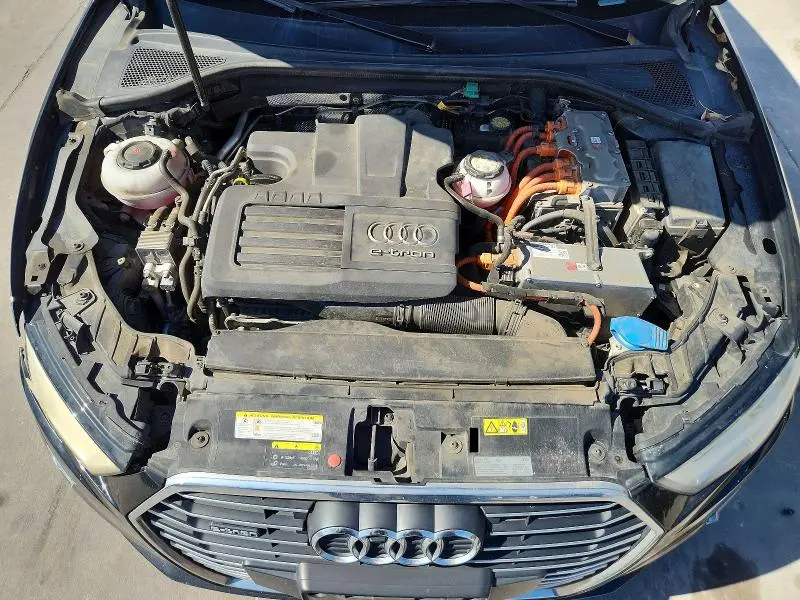 2018 AUDI A3 E-TRON PREMIUM  