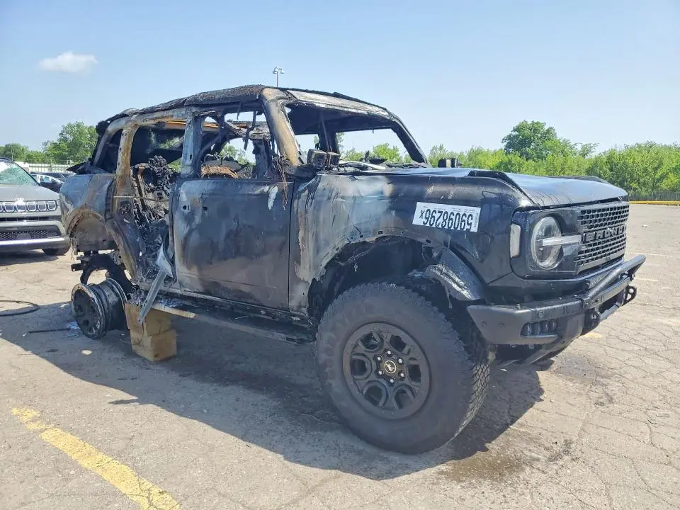 2023 FORD BRONCO BASE  