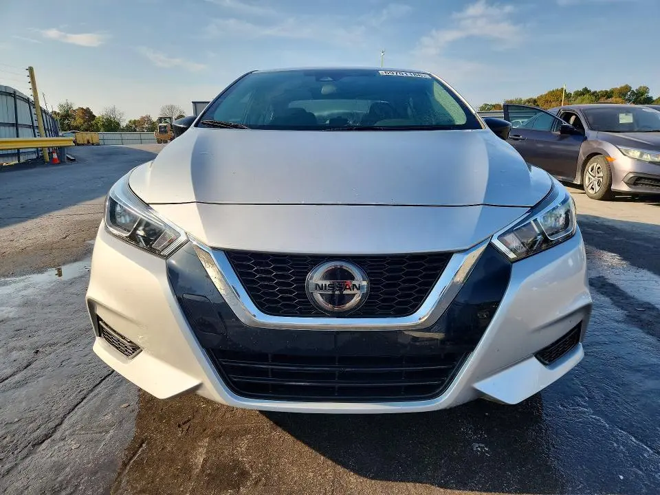 2021 NISSAN VERSA S  