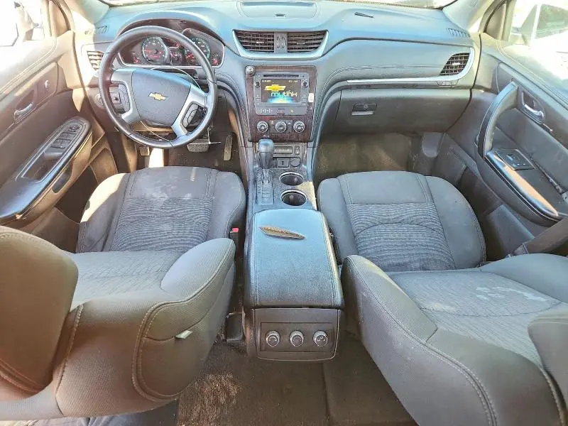 2015 CHEVROLET TRAVERSE LT  