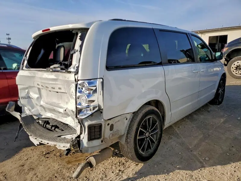 2017 DODGE GRAND CARAVAN GT  