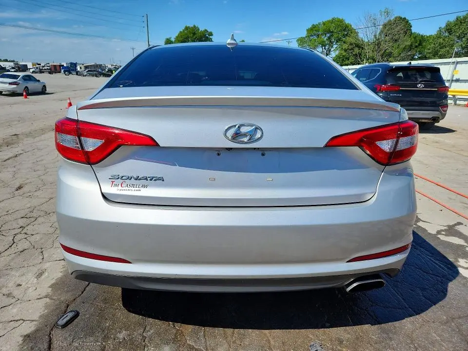 2017 HYUNDAI SONATA SE  