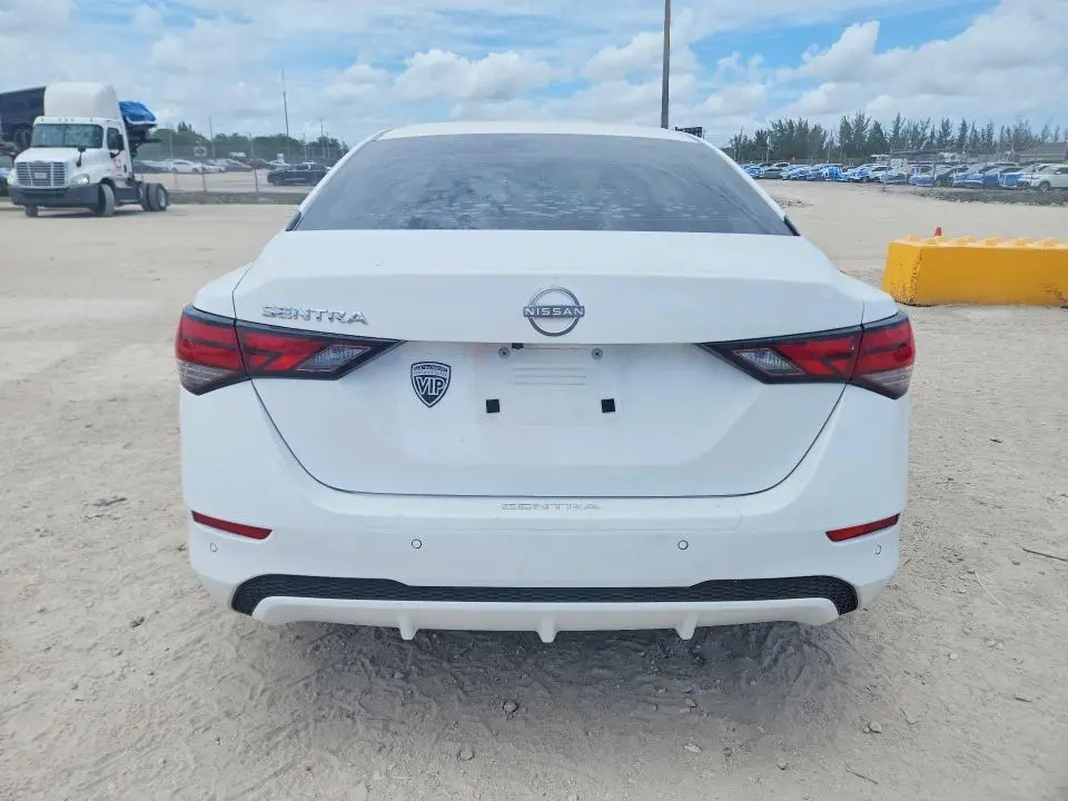 2024 NISSAN SENTRA S  
