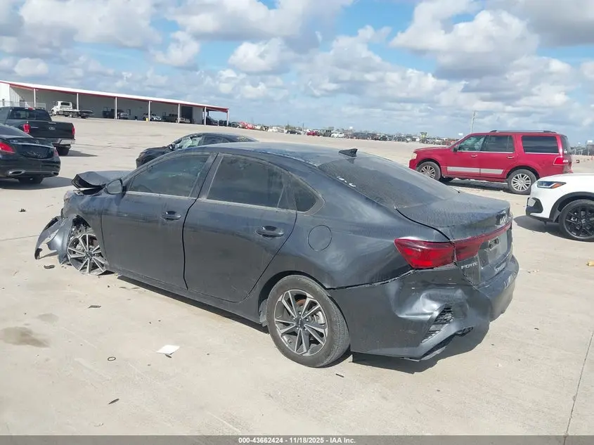 2024 KIA FORTE LXS