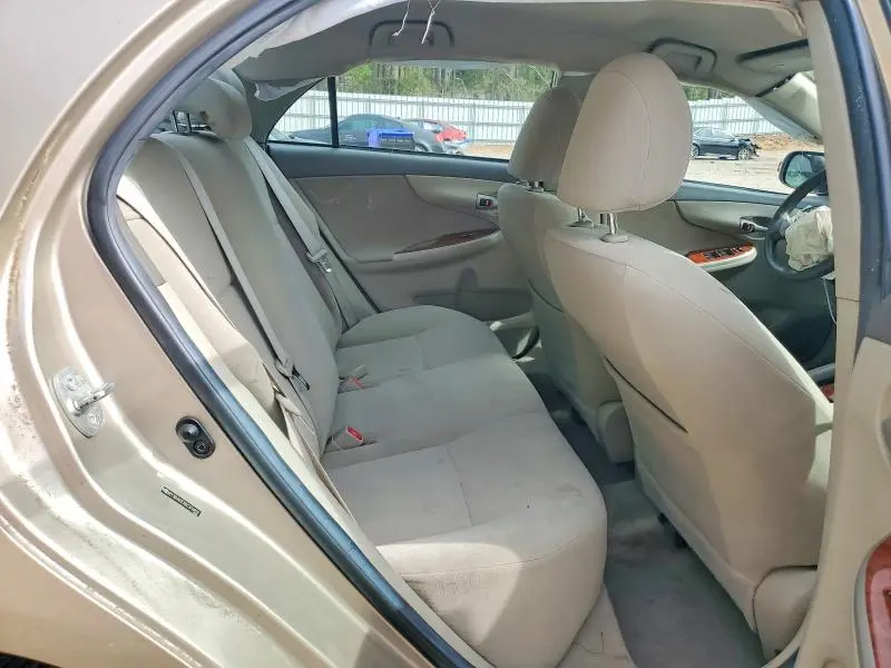 2010 TOYOTA COROLLA LE  