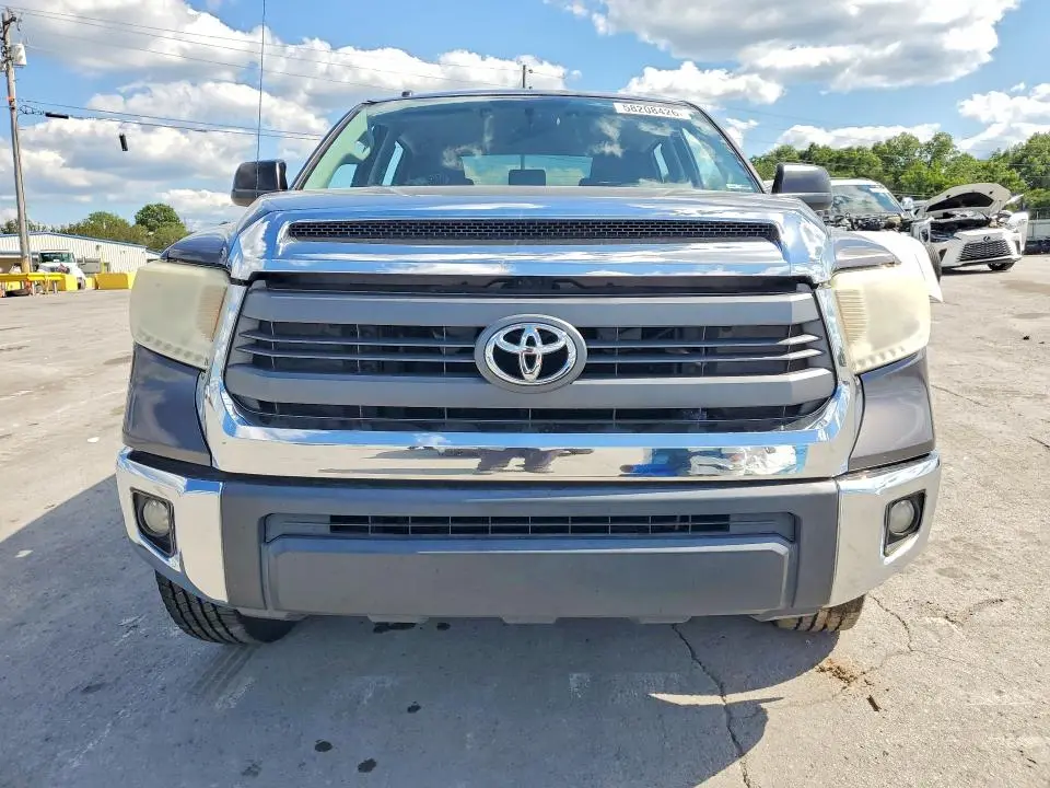 2015 TOYOTA TUNDRA CREWMAX SR5  
