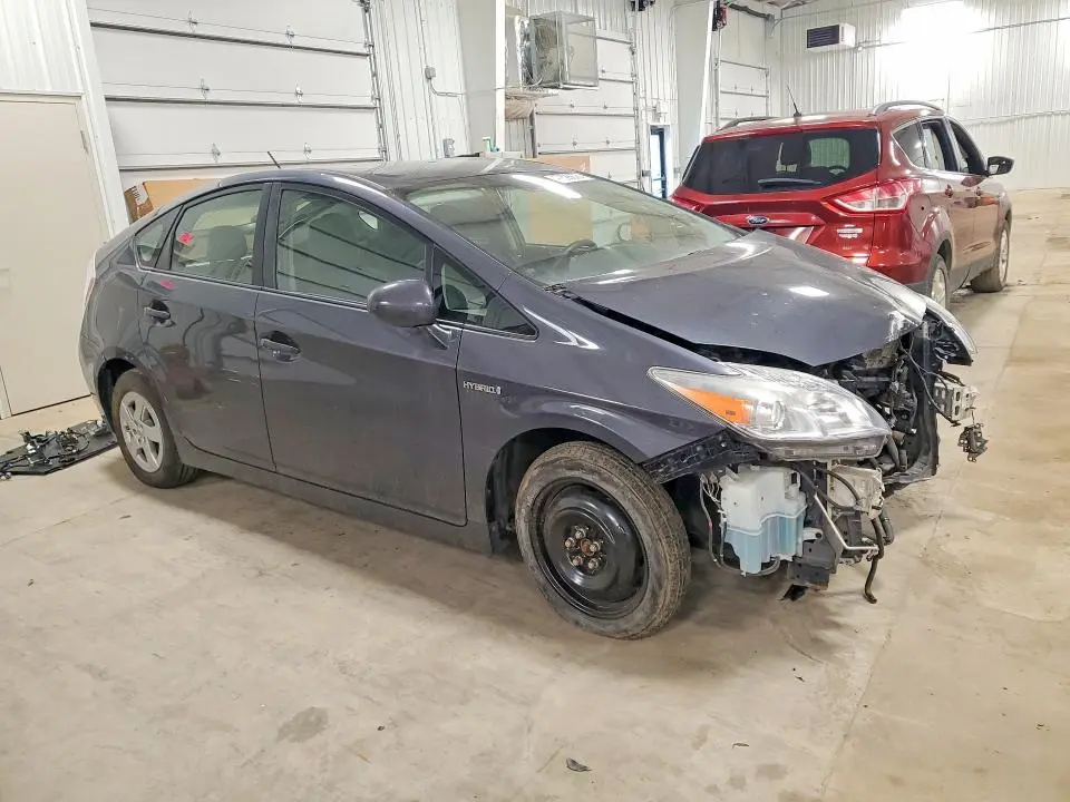 2010 TOYOTA PRIUS II  