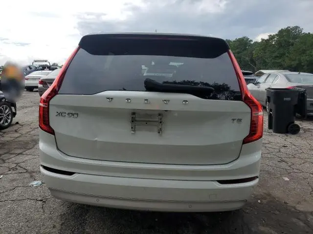 2022 VOLVO XC90 T5 MOMENTUM