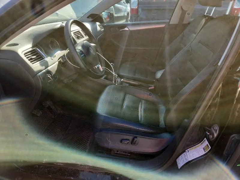 2013 VOLKSWAGEN JETTA TDI  