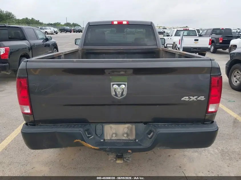 2020 RAM 1500 CLASSIC TRADESMAN  4X4 8' BOX