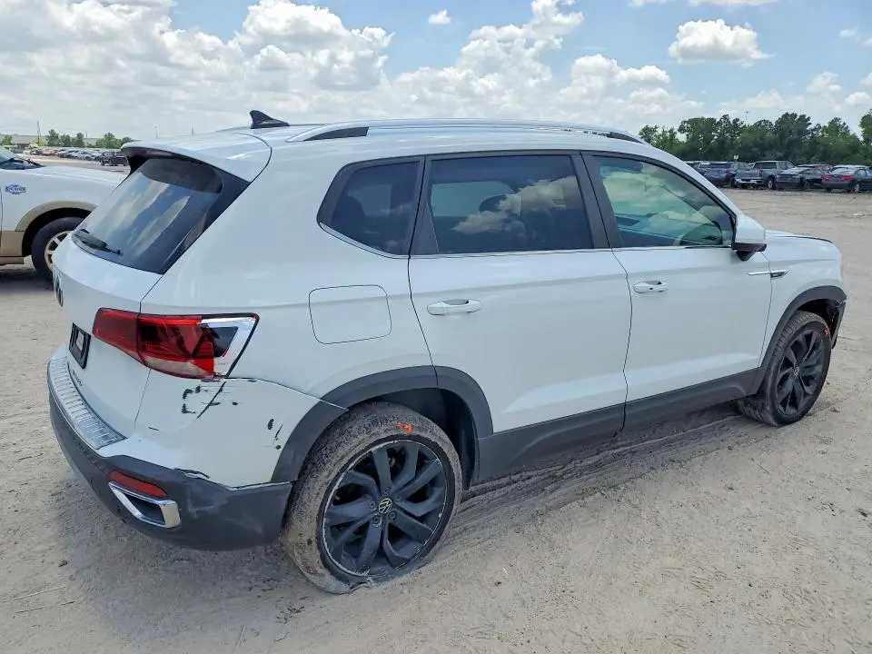 2022 VOLKSWAGEN TAOS SE  