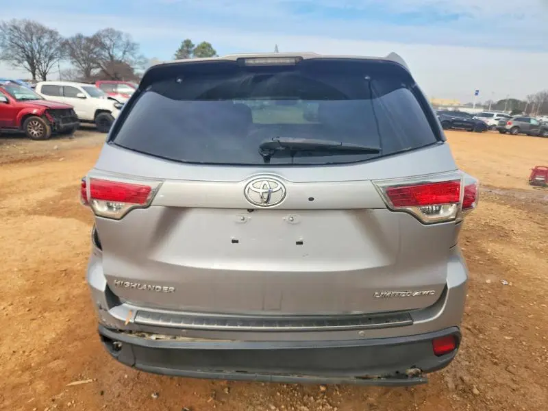 2016 TOYOTA HIGHLANDER LIMITED  