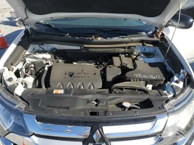 2016 MITSUBISHI OUTLANDER SE  