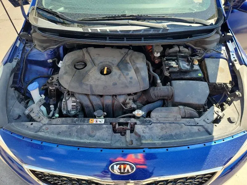 2017 KIA FORTE LX  
