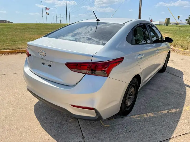 2019 HYUNDAI ACCENT SE  