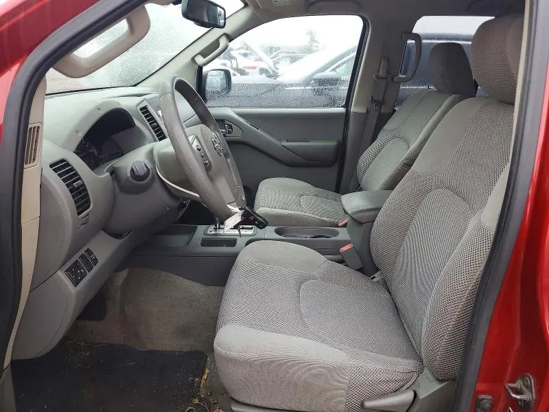 2012 NISSAN FRONTIER SV V6  