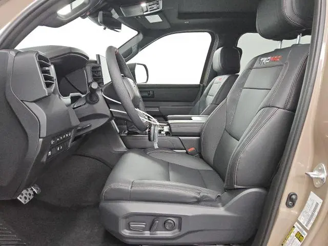 2025 TOYOTA TUNDRA CREWMAX LIMITED  