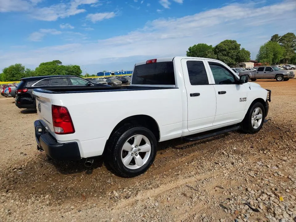 2013 RAM 1500 ST  