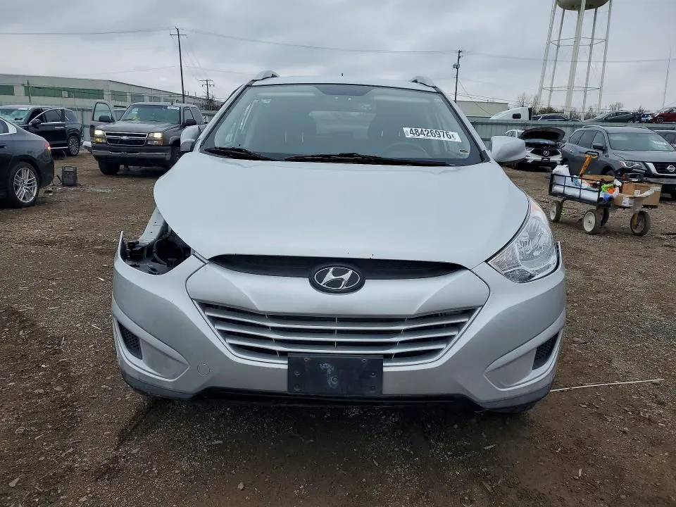 2011 HYUNDAI TUCSON GLS  