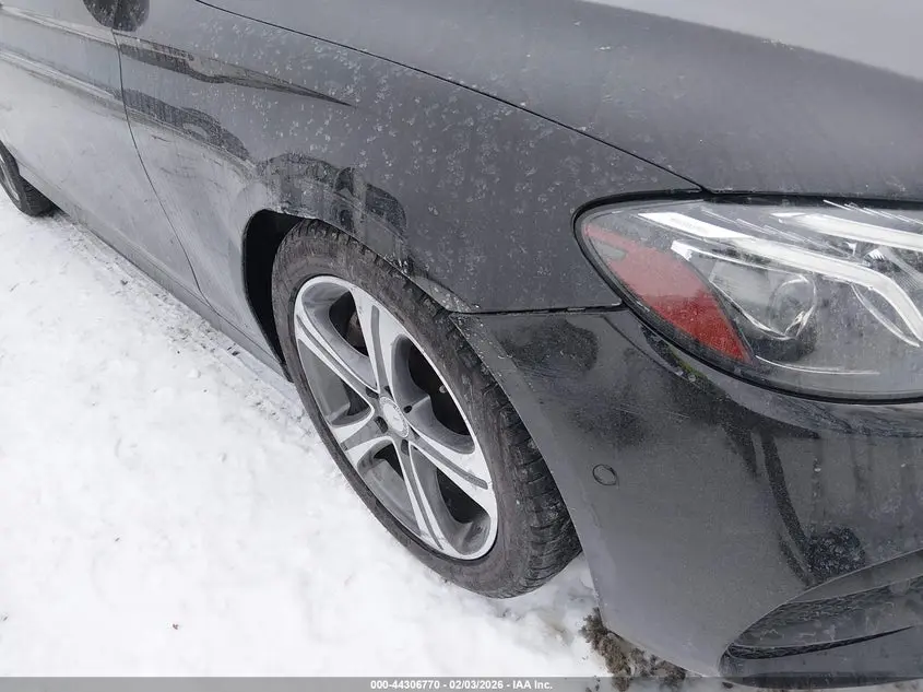 2018 MERCEDES-BENZ E 300  