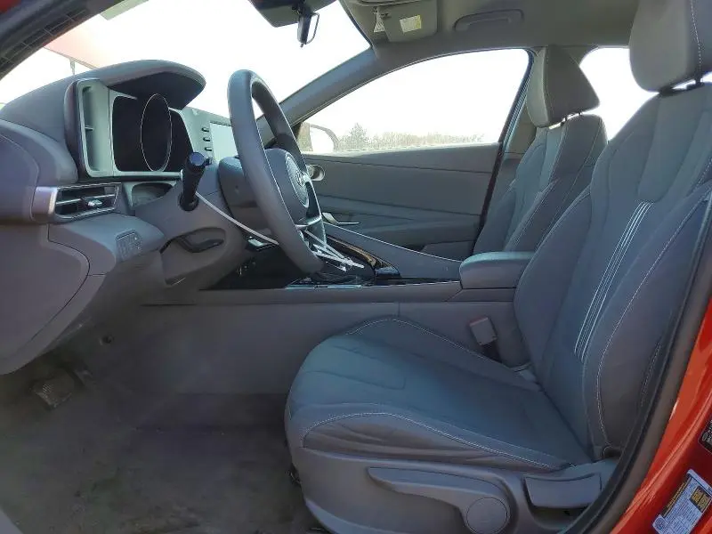 2023 HYUNDAI ELANTRA   
