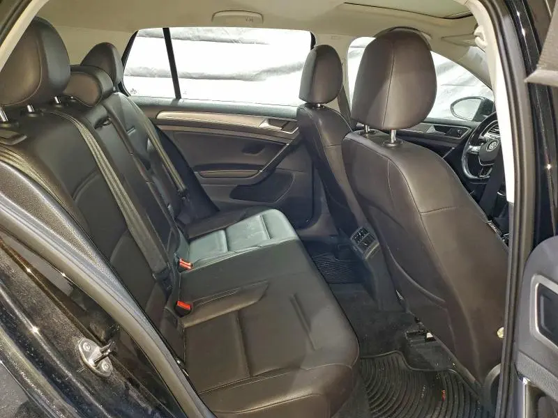 2015 VOLKSWAGEN GOLF   