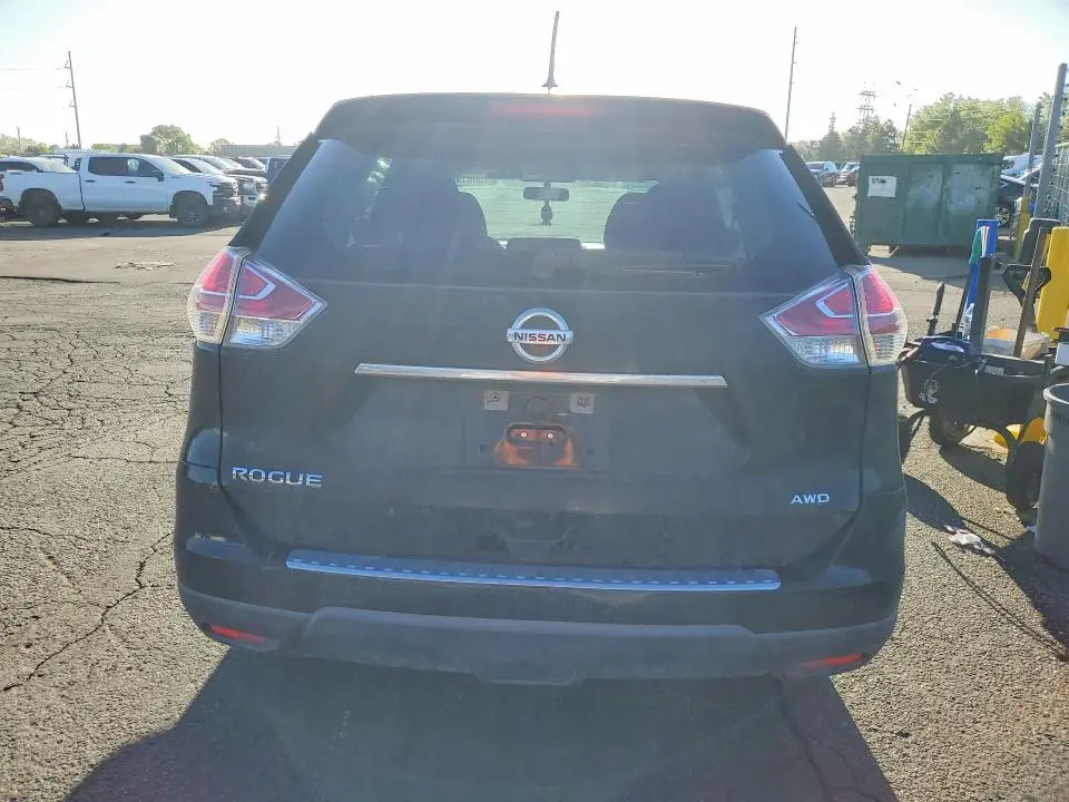 2015 NISSAN ROGUE S  