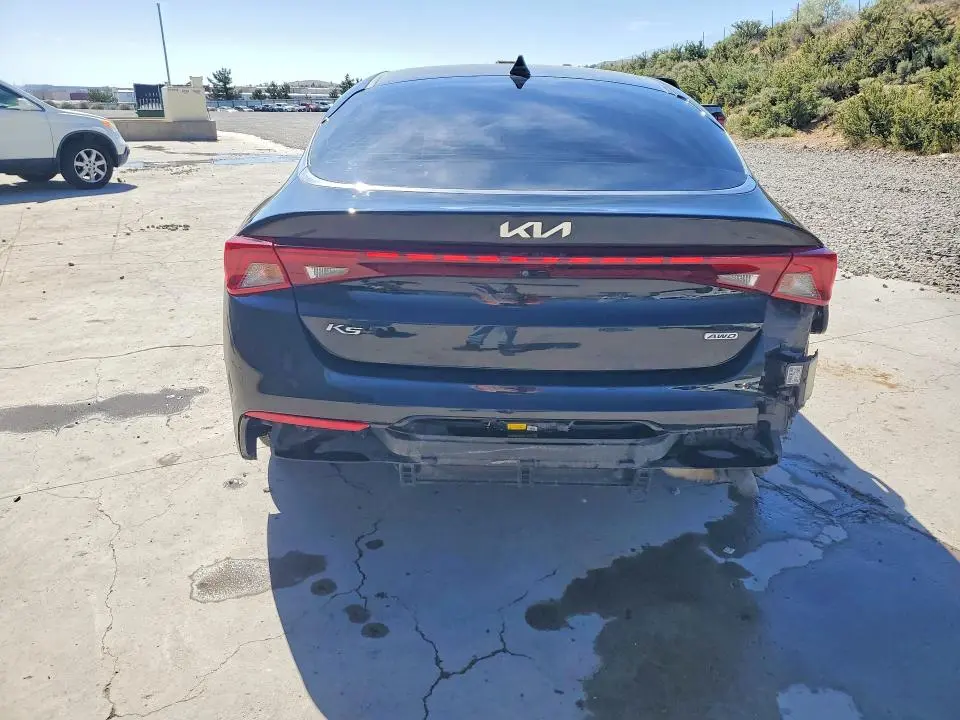2022 KIA K5 LXS  