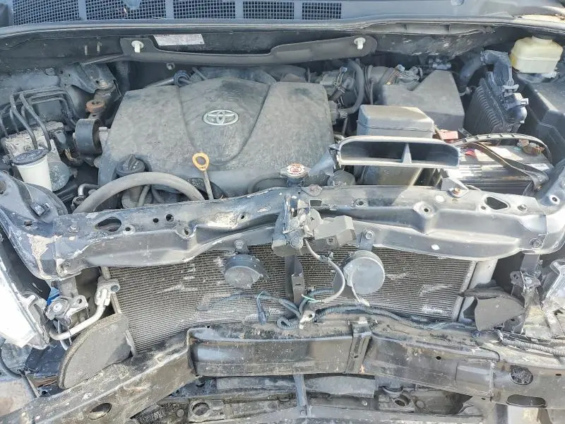 2017 TOYOTA SIENNA XLE PREMIUM 7-PASSENGER  