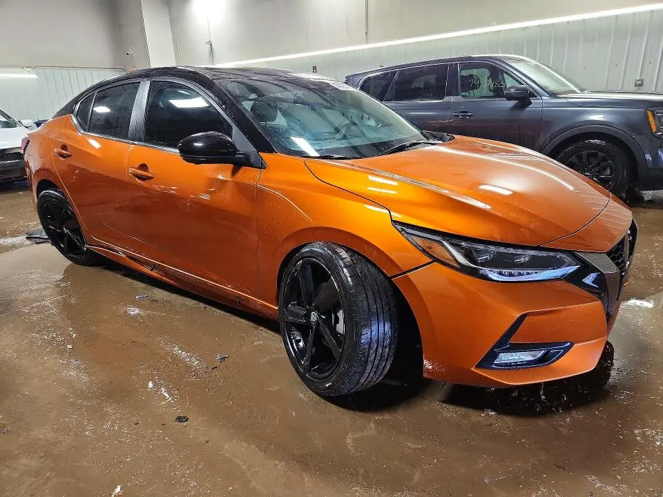 2021 NISSAN SENTRA SR  