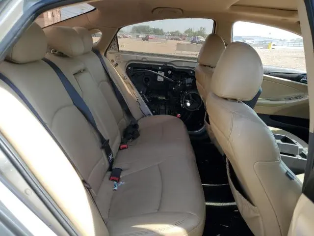 2011 HYUNDAI SONATA SE  