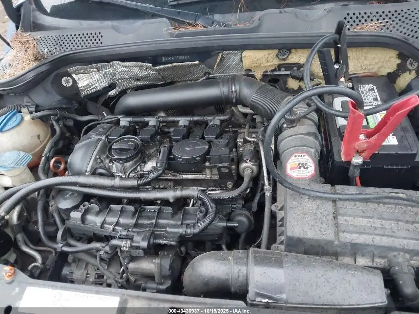 2012 VOLKSWAGEN BEETLE 2.0T TURBO