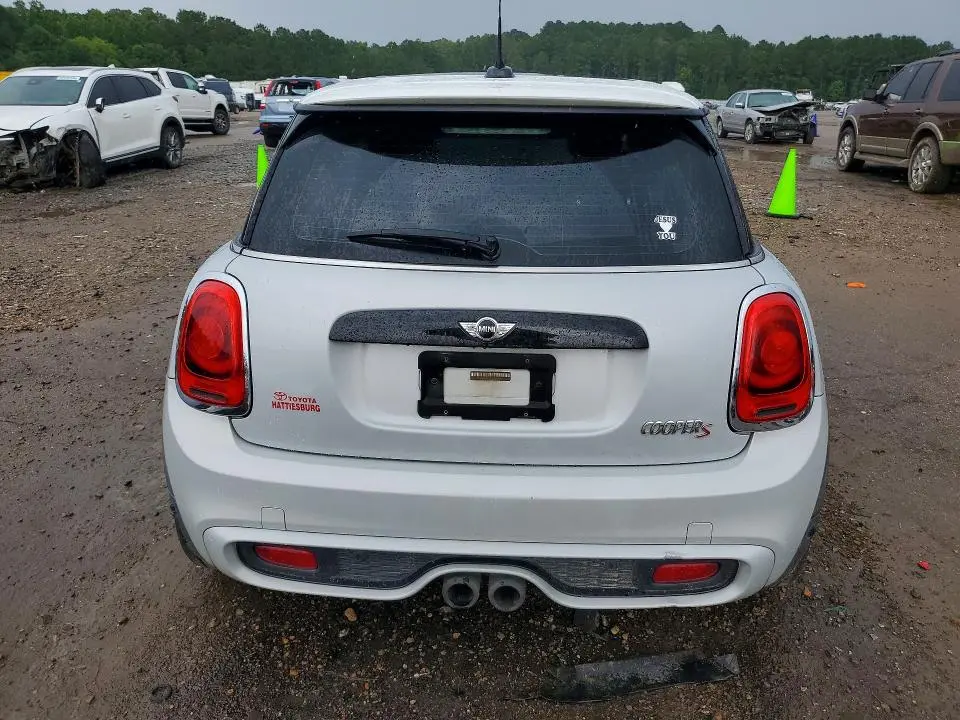 2015 MINI COOPER S  