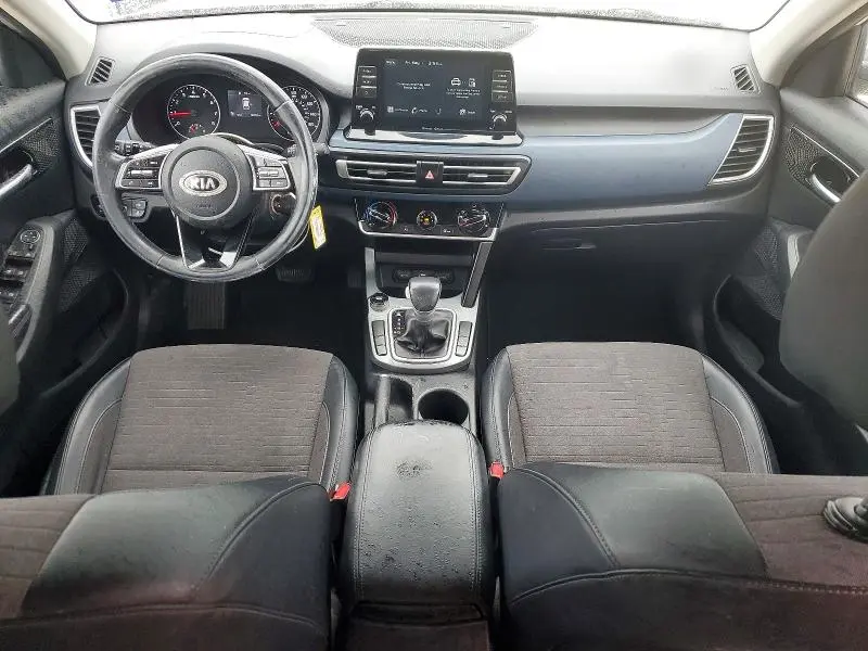 2021 KIA SELTOS S  