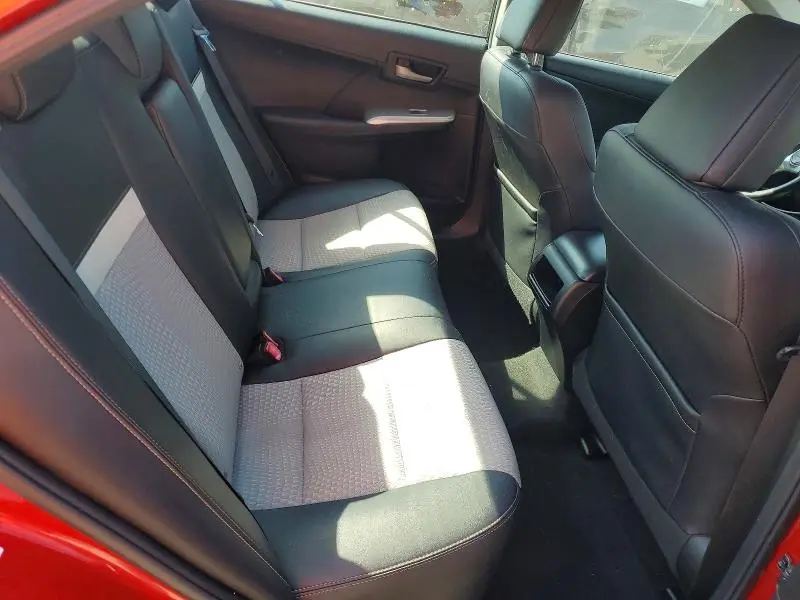 2013 TOYOTA CAMRY SE  