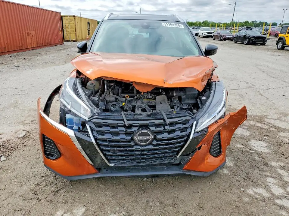 2023 NISSAN KICKS SV  