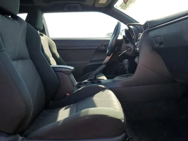 2011 TOYOTA SCION TC   