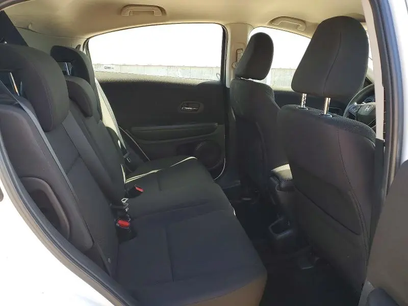 2018 HONDA HR-V LX  