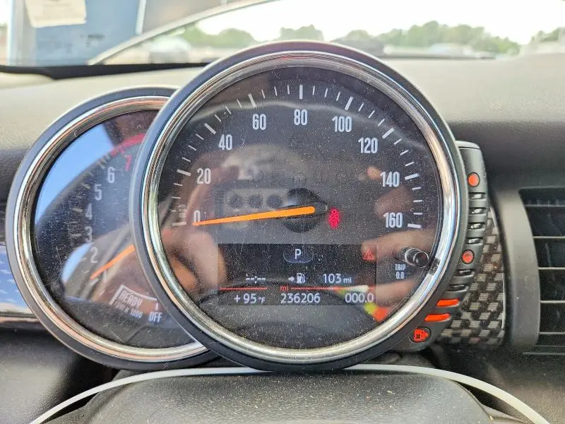 2015 MINI COOPER S  
