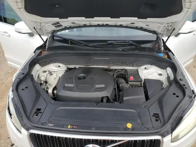 2017 VOLVO XC90 T5  