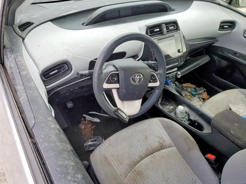 2017 TOYOTA PRIUS TWO  